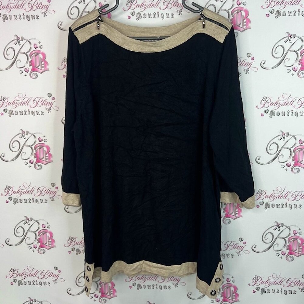 Laura top long sleeve zipper detail Black and Cream Blouse with Button Detail